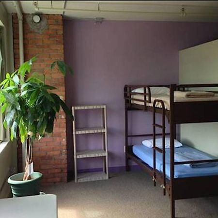 The Burlington Hostel Buitenkant foto